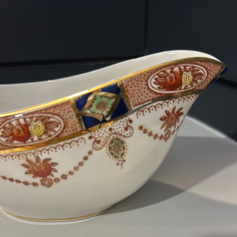 Arklow Irish Bone China - Gravy Boat - Picture 5 of 12
